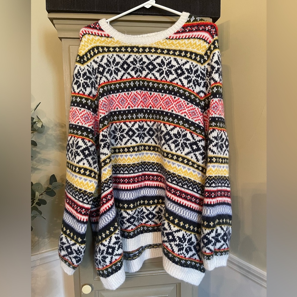 Old Navy Multicolor Patterned Sweater